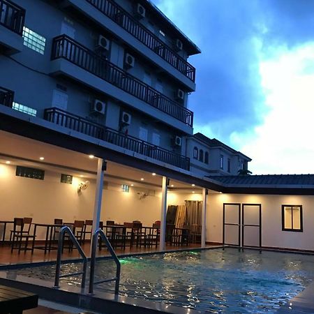 ואנג ויינג Jasmine Vangvieng Hotel מראה חיצוני תמונה