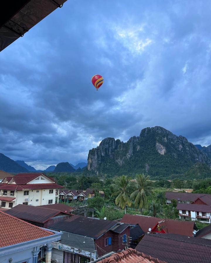 ואנג ויינג Jasmine Vangvieng Hotel מראה חיצוני תמונה