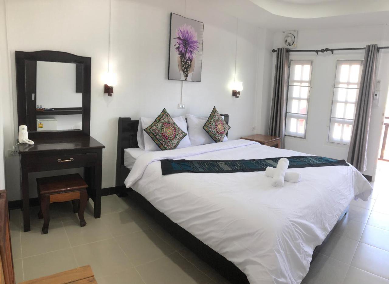 ואנג ויינג Jasmine Vangvieng Hotel מראה חיצוני תמונה