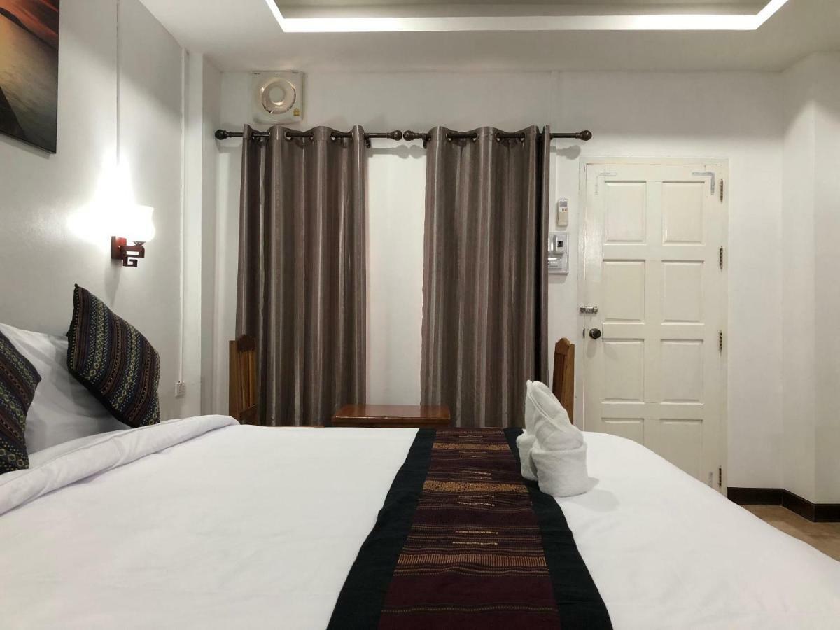 ואנג ויינג Jasmine Vangvieng Hotel מראה חיצוני תמונה
